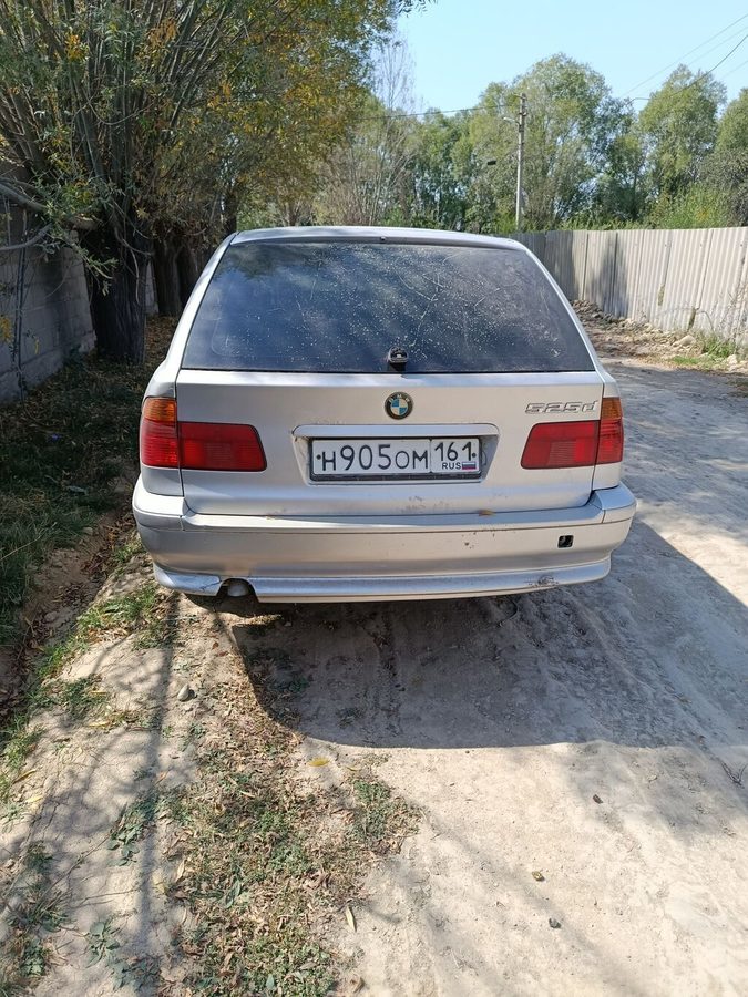 BMW 525