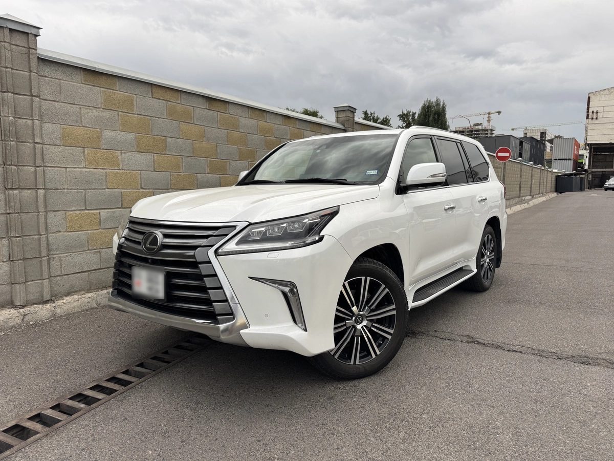 Lexus LX III Рестайлинг 2 570 5.7 AT 4WD