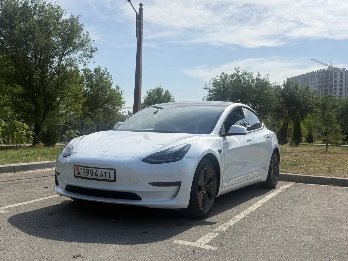Tesla Model 3 I 2023