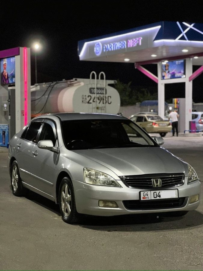 Honda Inspire IV 2003