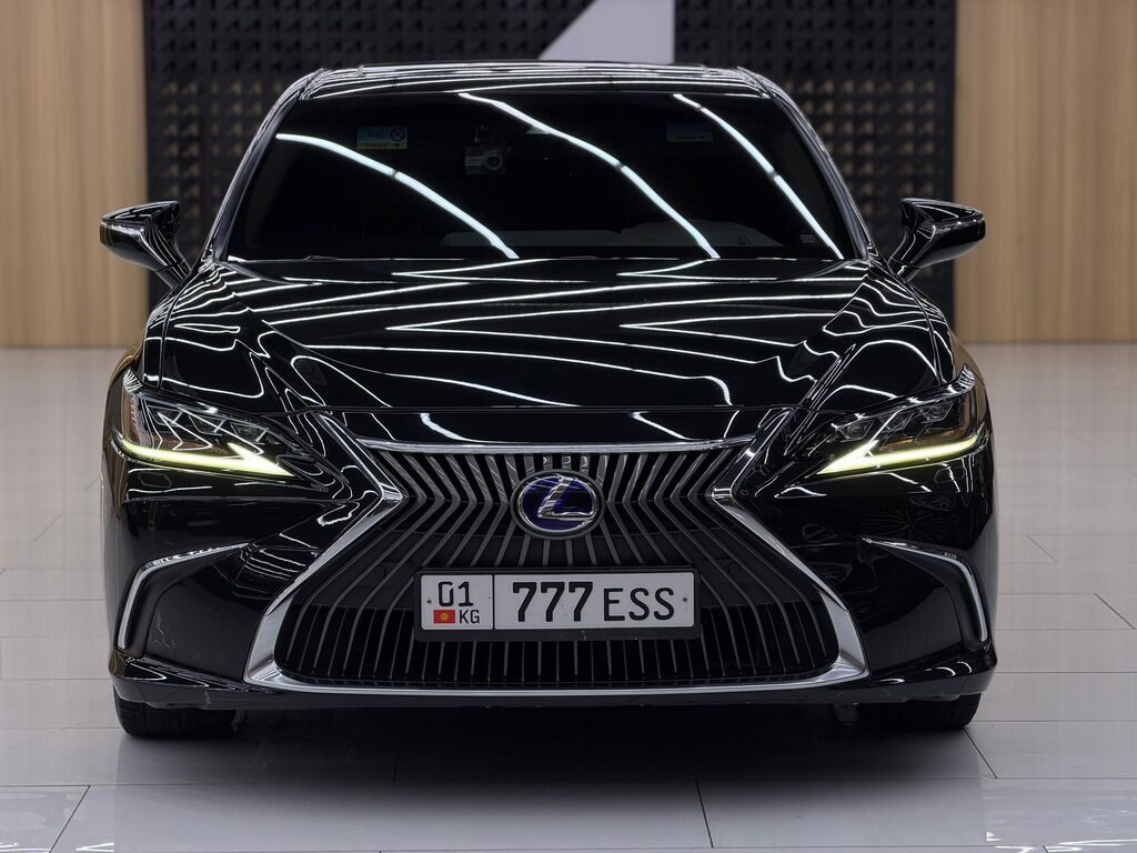 Lexus ES
