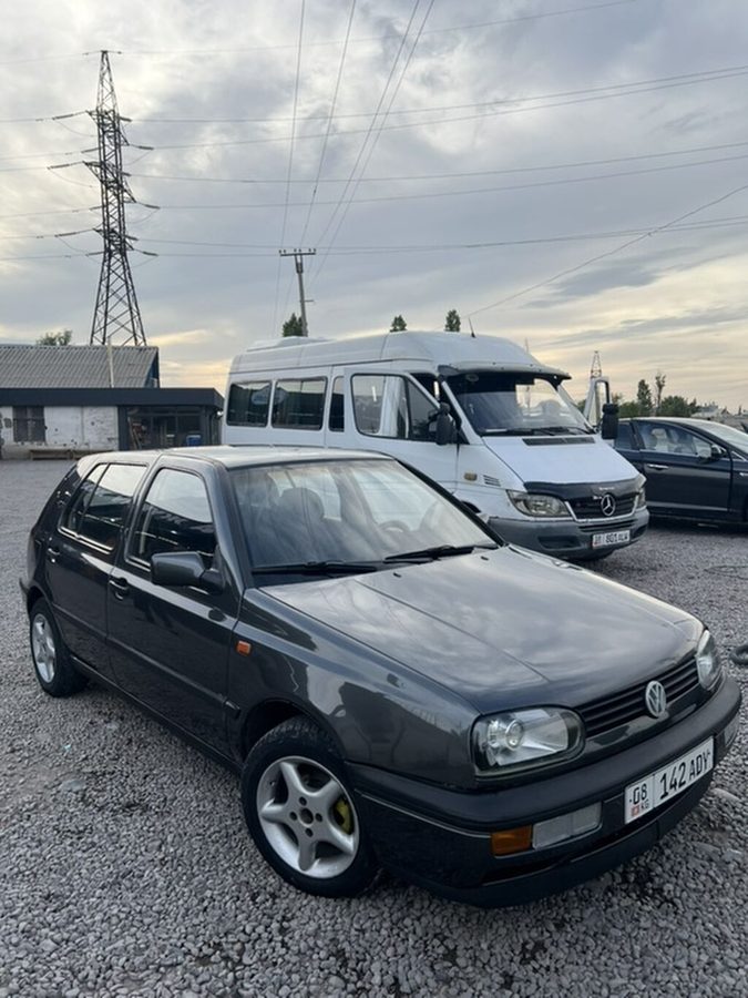 Volkswagen Golf