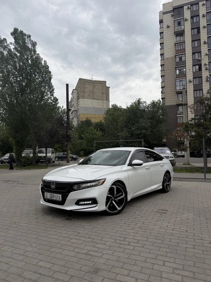 Honda Accord X 2020
