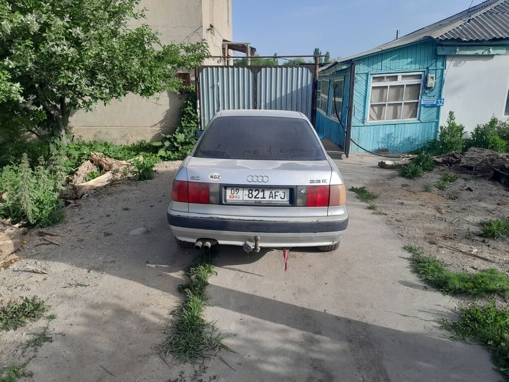 Audi 80