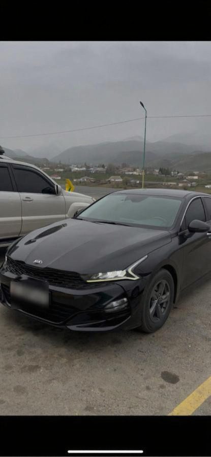 Kia K5 III