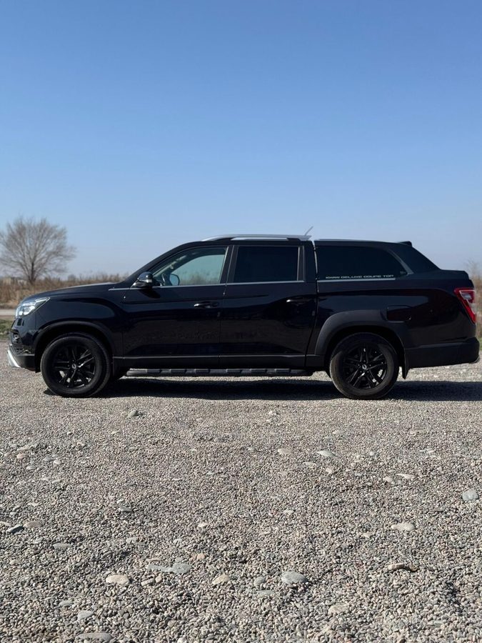 Ssangyong Rexton Khan