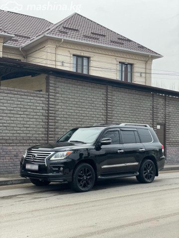 Lexus LX