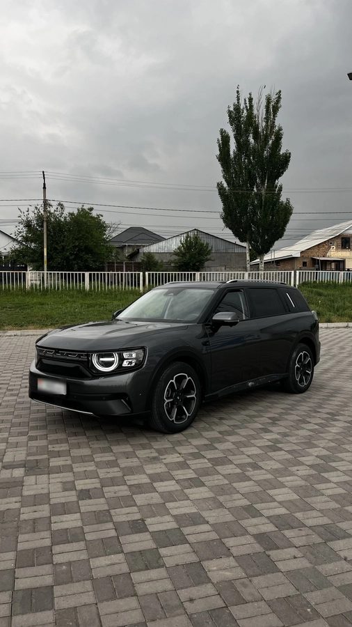Niutron NV 2023