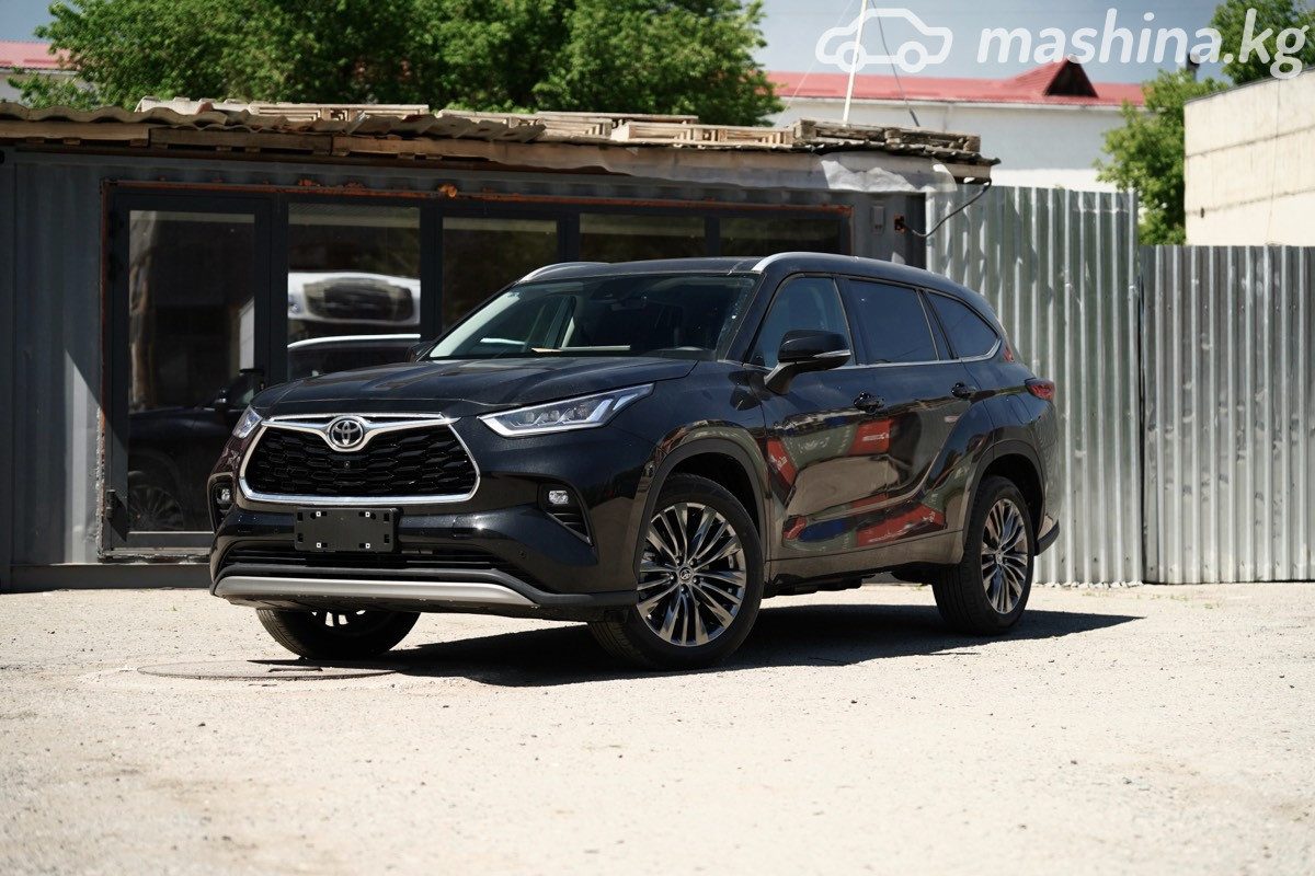 Toyota Highlander IV (U70)