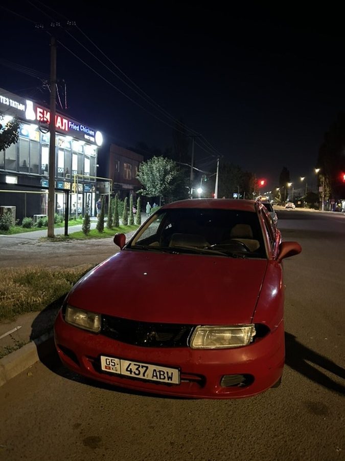 Mitsubishi Carisma