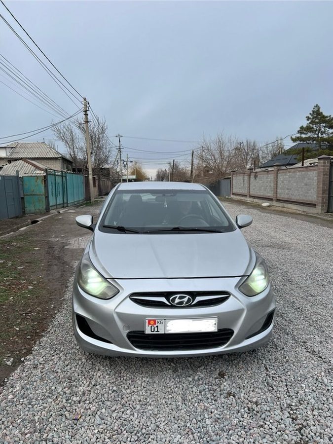 Hyundai Solaris