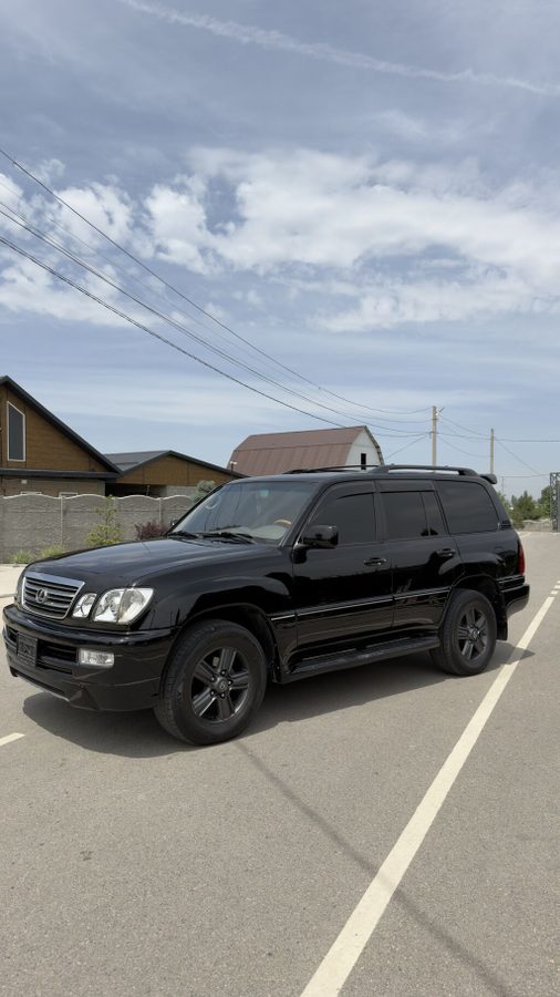Lexus LX