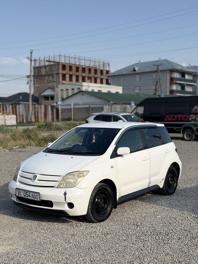 Toyota Ist