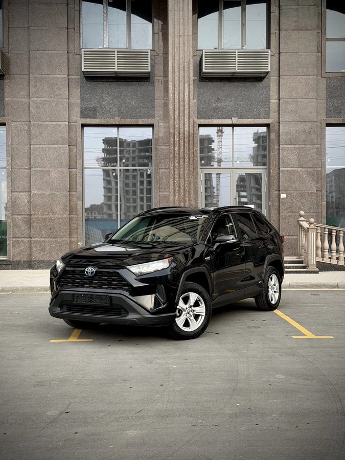 Toyota RAV4 V (XA50) 2020