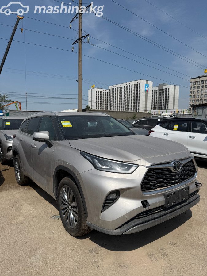 Toyota Highlander IV (U70)
