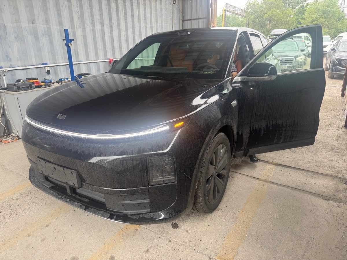LiXiang L6 2025