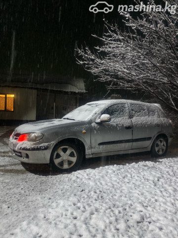 Nissan Almera