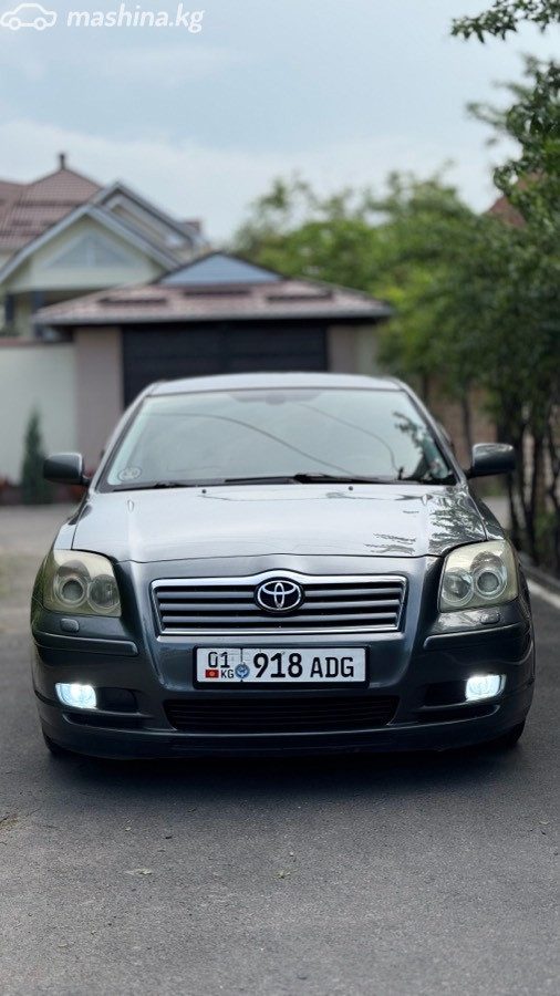 Toyota Avensis II