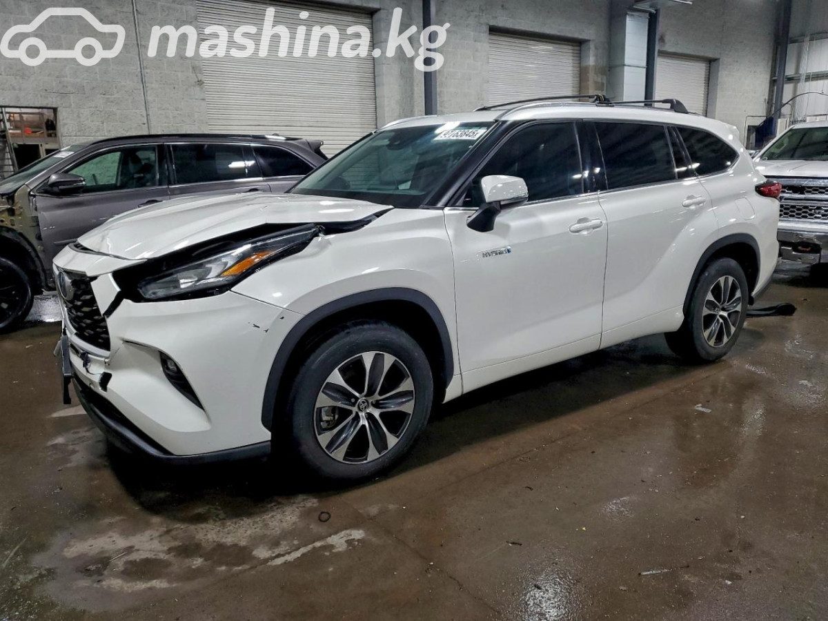 Toyota Highlander IV (U70)