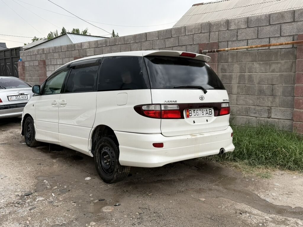 Toyota Estima