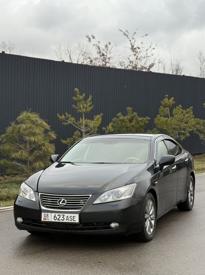Lexus ES