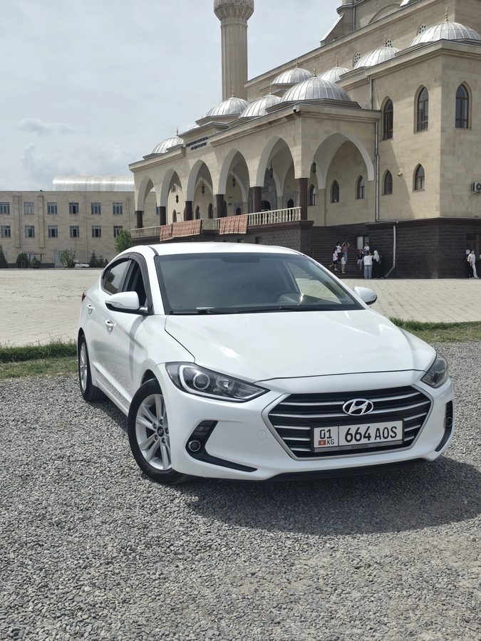 Hyundai Avante VI 2016