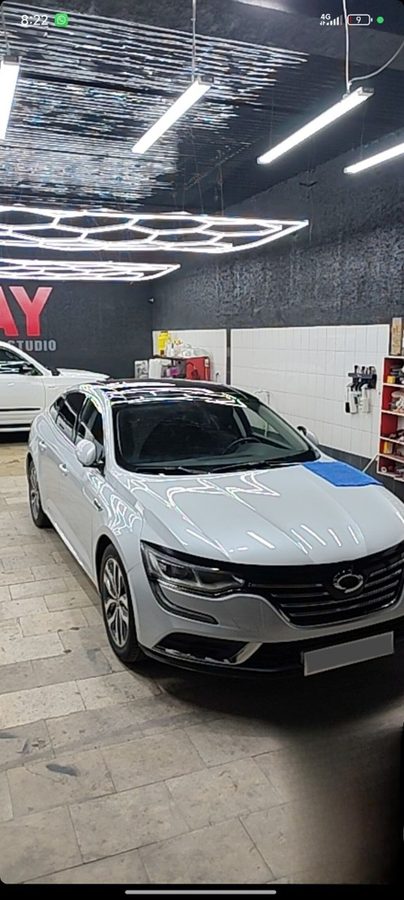 Renault SM6