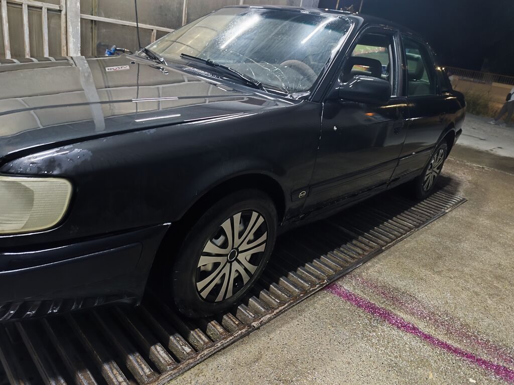 Audi 80