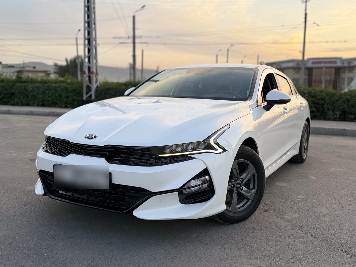 Kia K5 III 2020