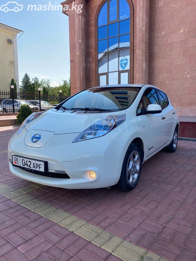 Nissan Leaf I (ZE0/AZE0)