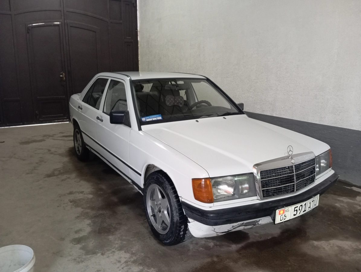 Mercedes-Benz 190 (W201) Mercedes-Benz 190 (W201) 1988