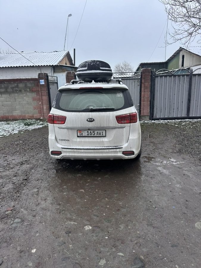 Kia Carnival