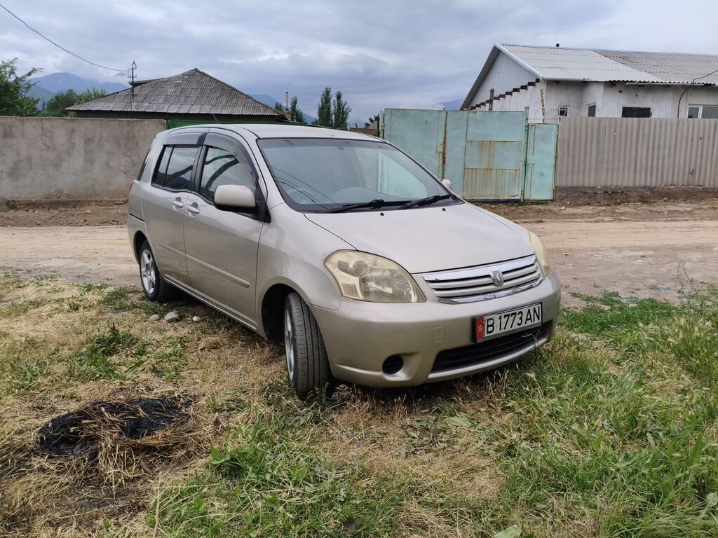 Toyota Raum