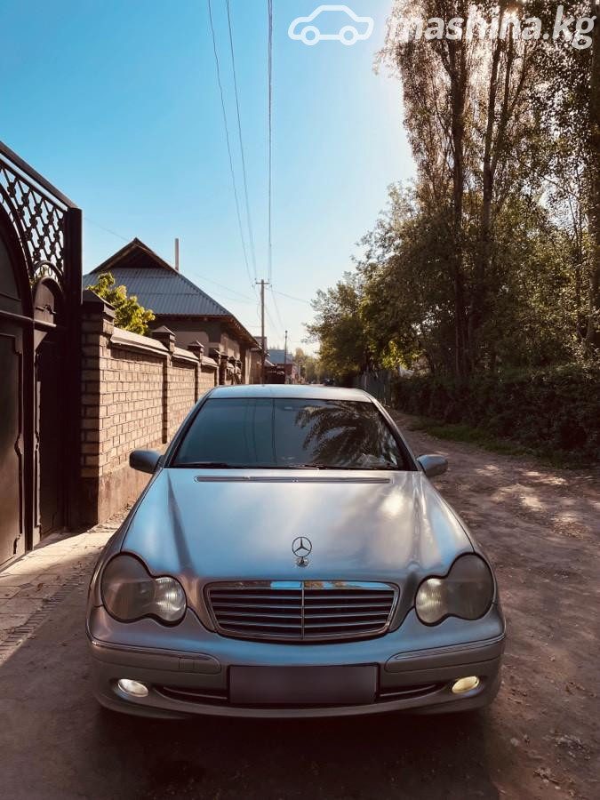 Mercedes-Benz C-Класс II (W203)
