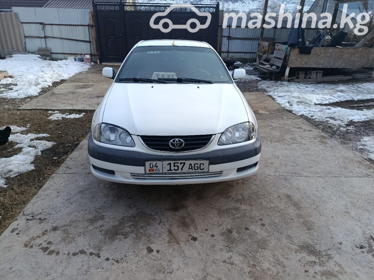 Toyota Avensis I