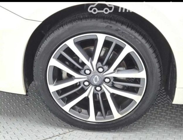 Renault Samsung SM7