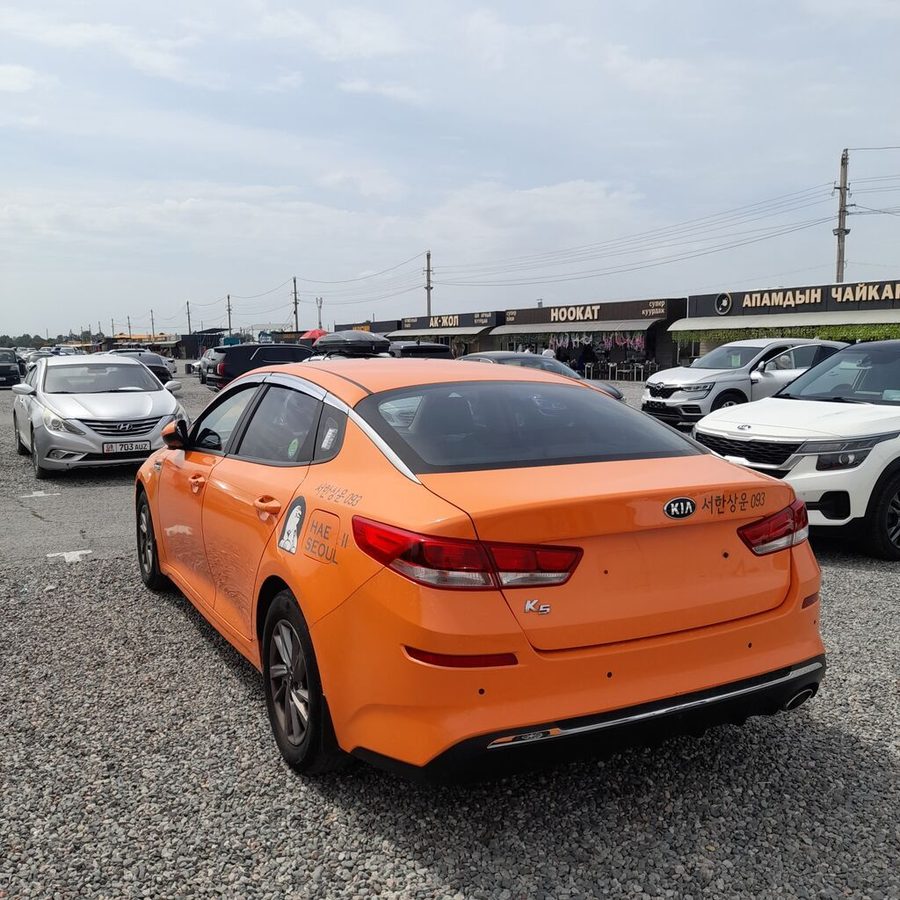 Kia K5