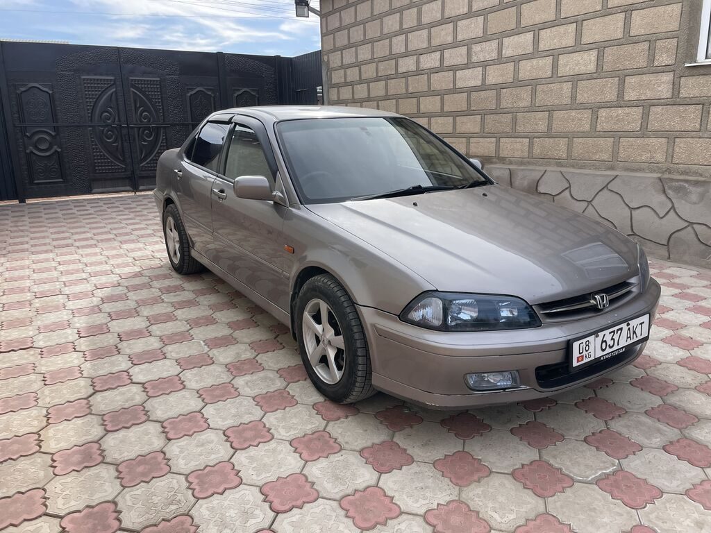 Honda Torneo