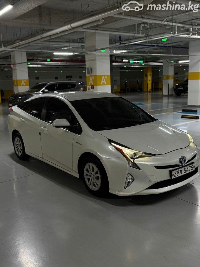 Toyota Prius IV (XW50)