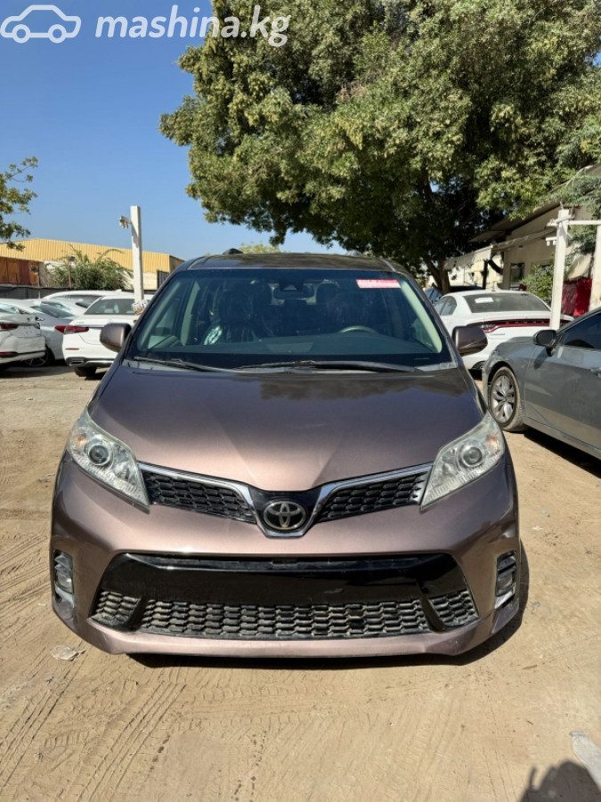 Toyota Sienna III Рестайлинг 2