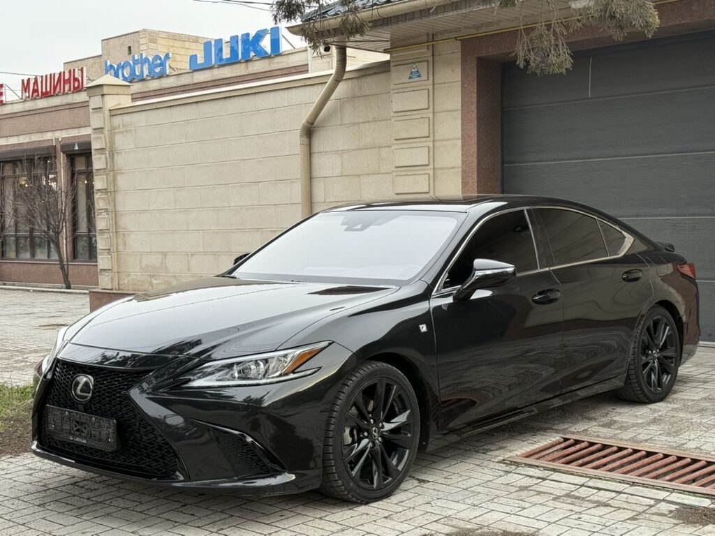 Lexus ES