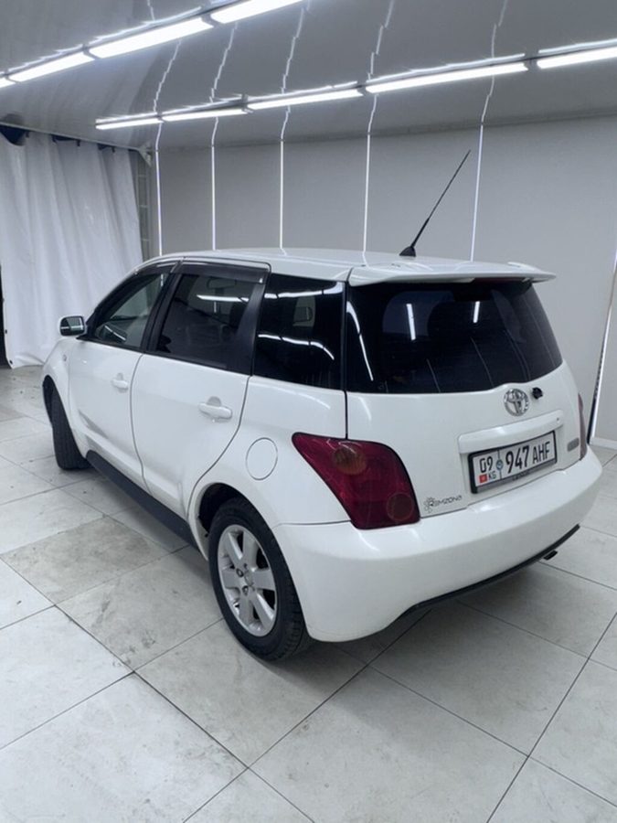 Toyota Ist