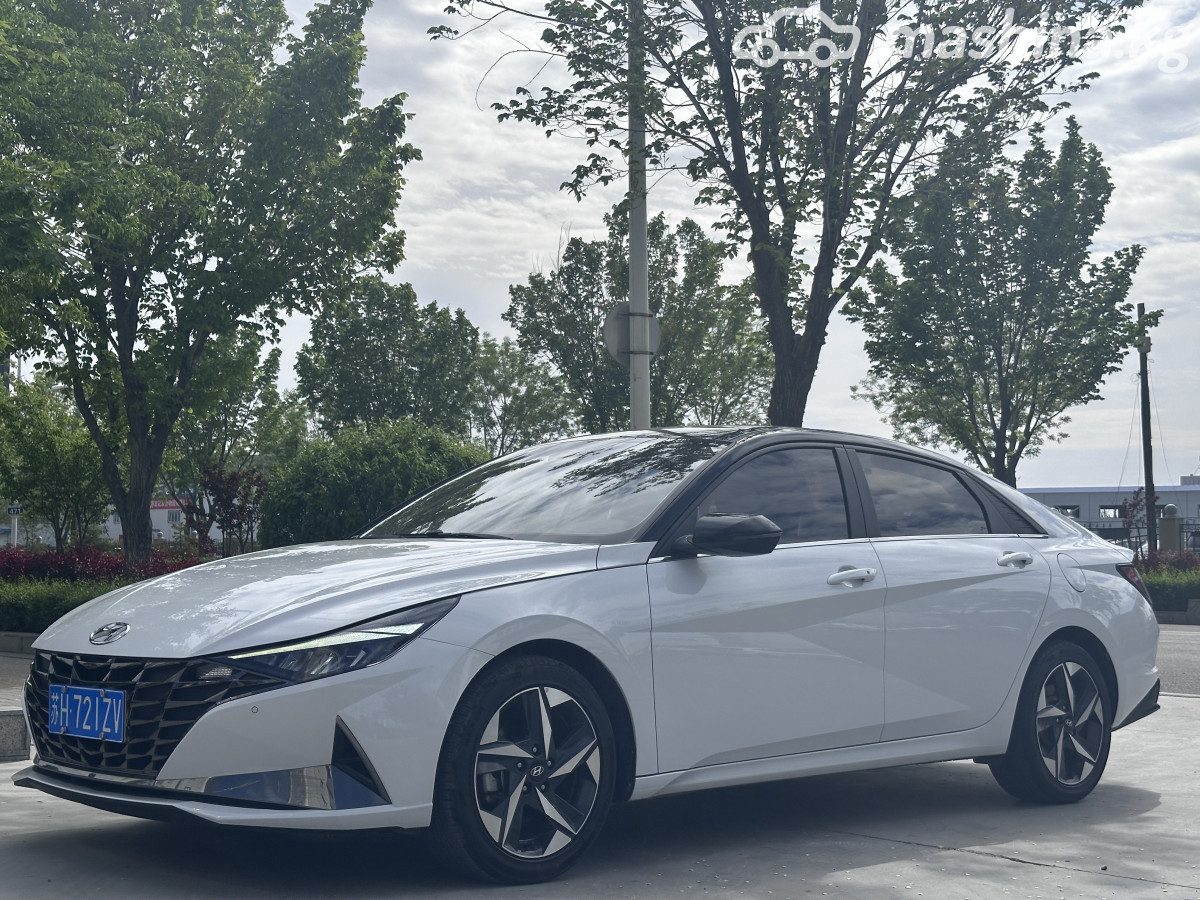 Hyundai Elantra VII (CN7)