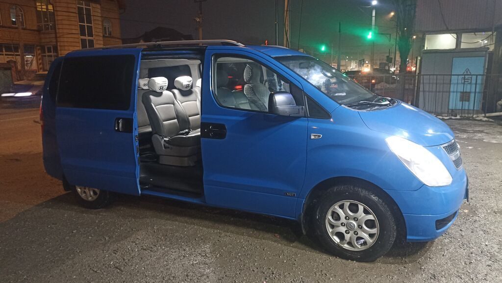 Hyundai H-1