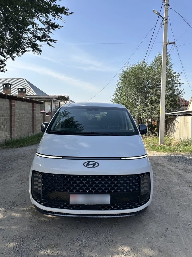 Hyundai Staria 2021