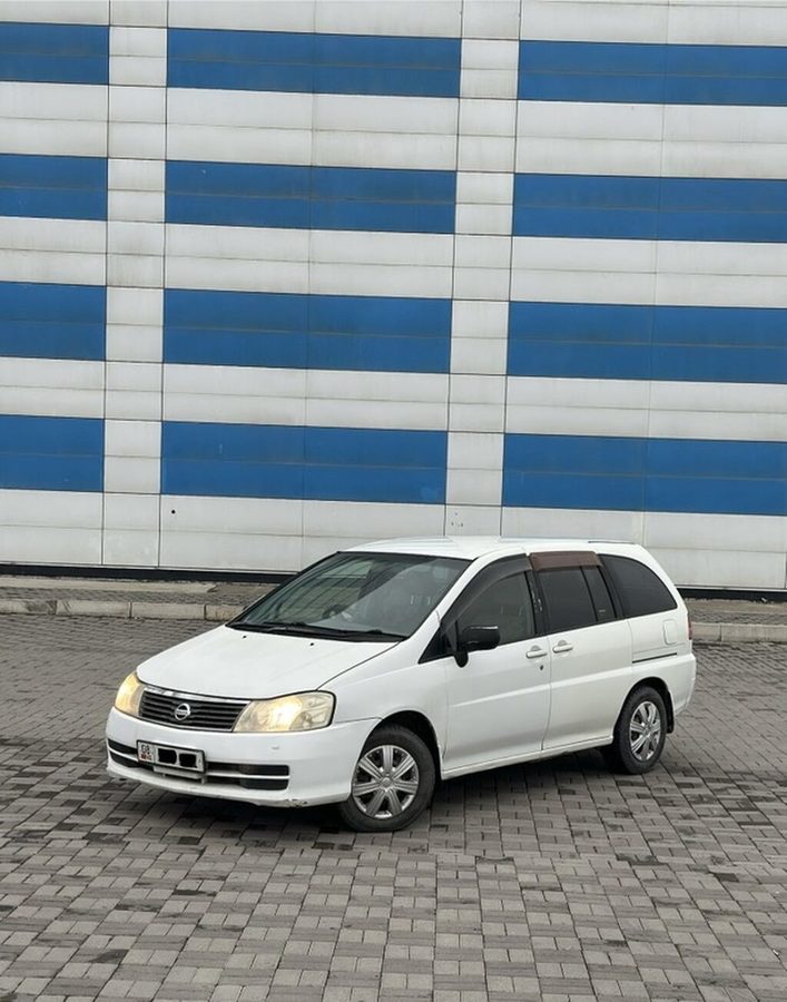 Nissan Liberty