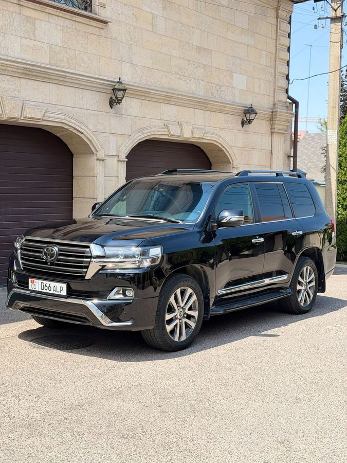 Toyota Land Cruiser