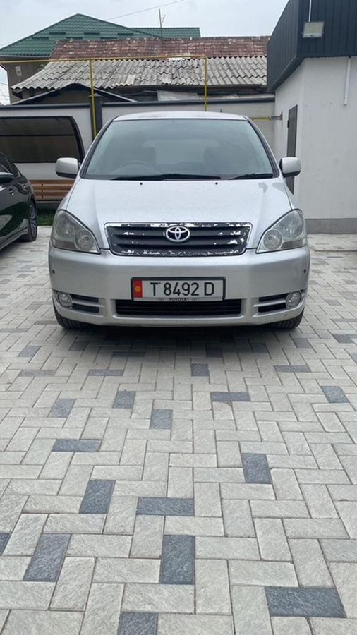 Toyota Ipsum