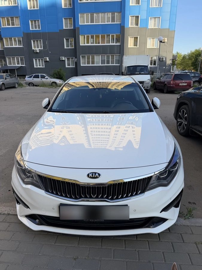 Kia K5 II 2.0 AT