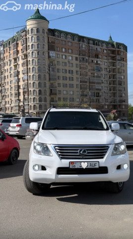 Lexus LX